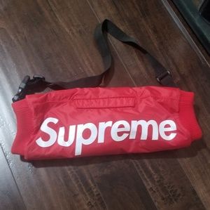 Authentic SUPREME NEWYORK handwarmer/ belt bag